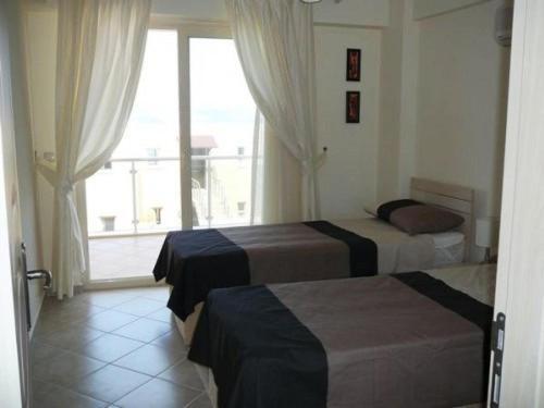 Royal Heights Apartments Bogazici Стая снимка